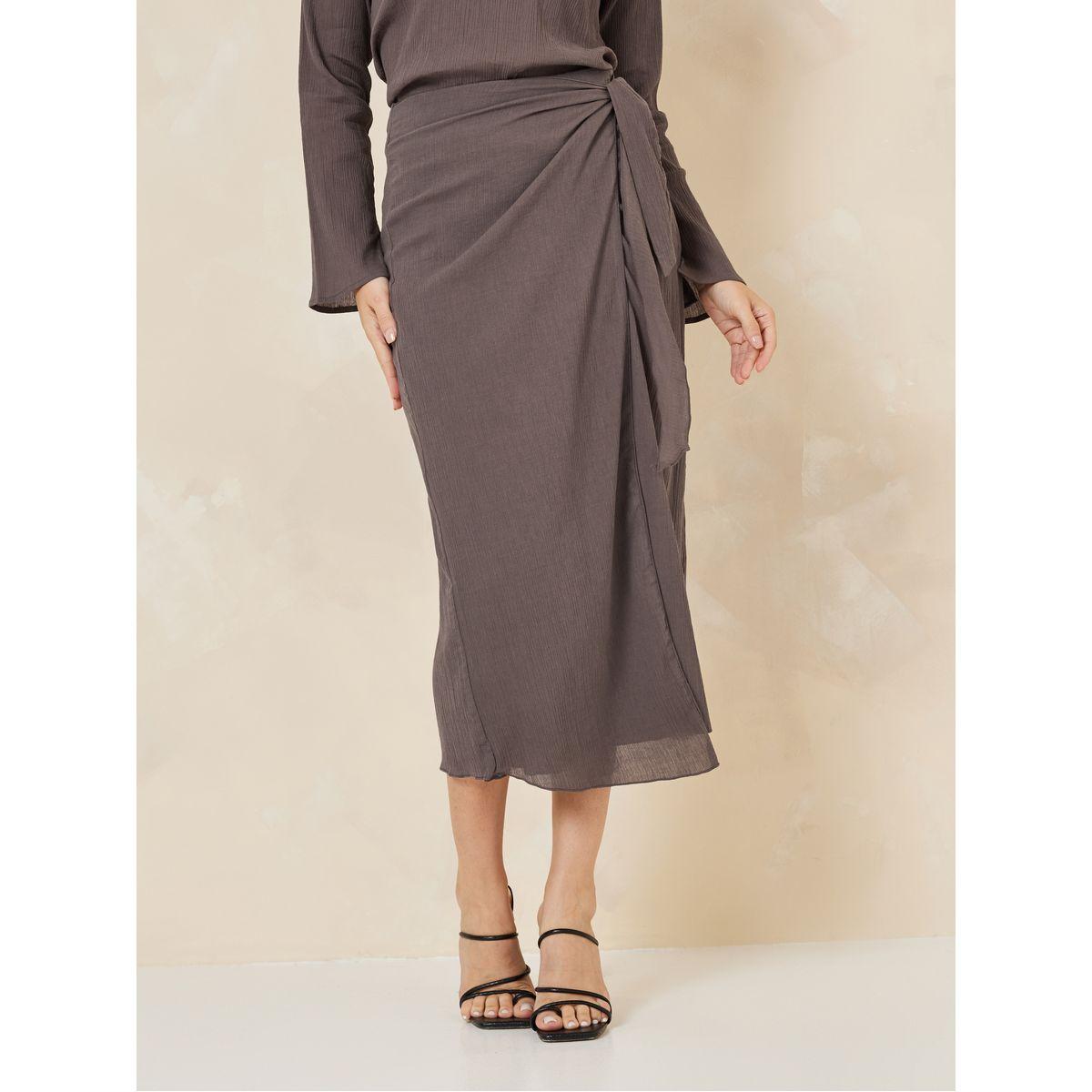 تنورة ميدي بنمط لف-women-clothing-bottoms-skirts-image-1