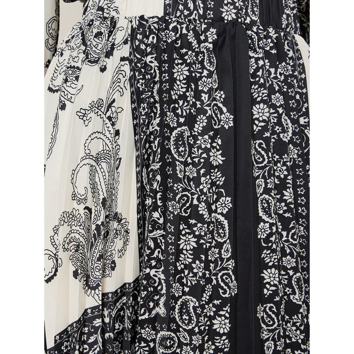 Styli Paisley Print Pleated Knee Length Skirt-women-clothing-bottoms-skirts-image-3