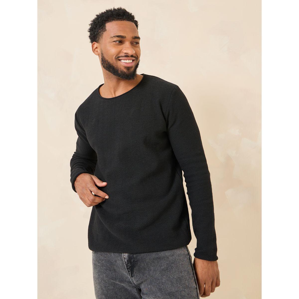 Styli Solid Crew Neck Relaxed Fit T-Shirt-men-clothing-tshirtsandpolos-tshirts-image-3