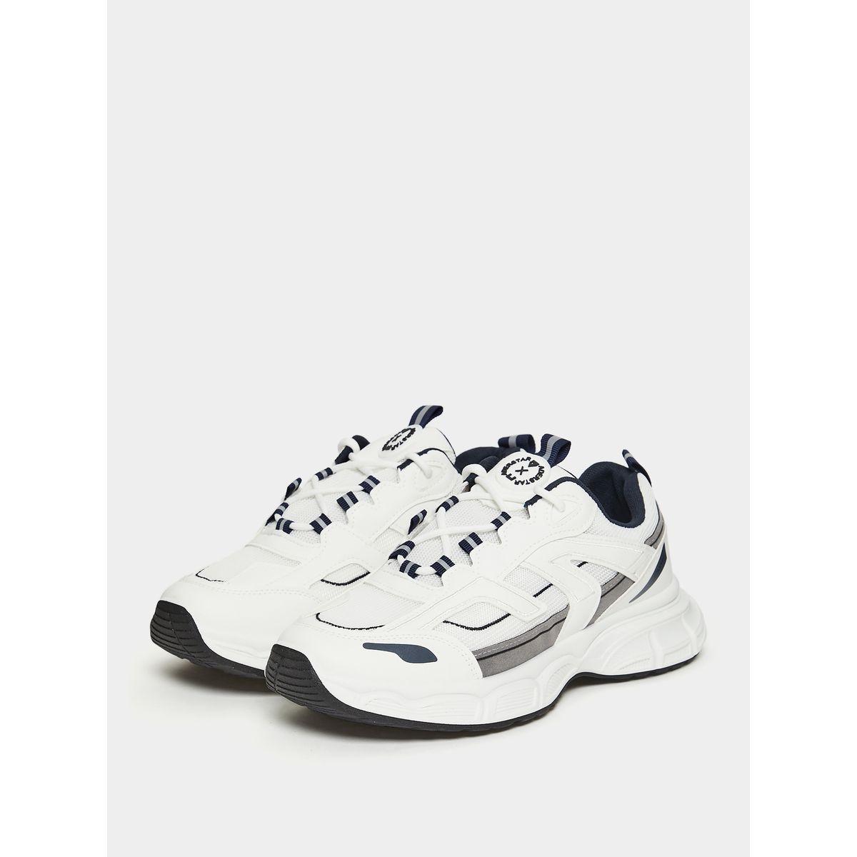 حذاء سنيكرز بتفاصيل مدروزة-men-shoes-sneakers-image-2