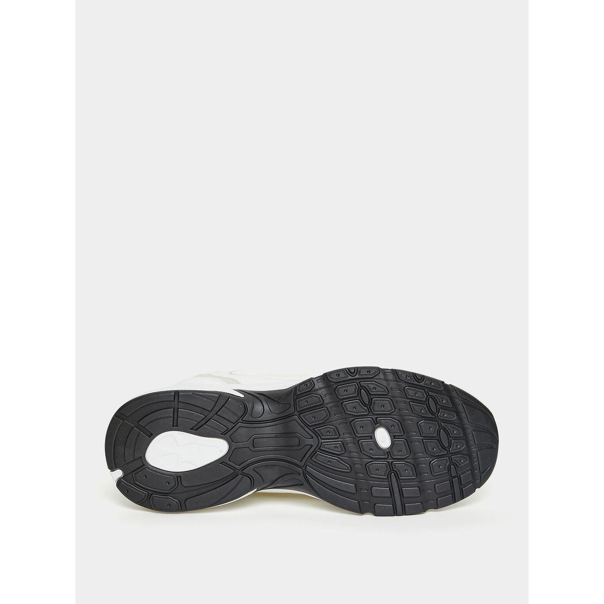 حذاء سنيكرز بتفاصيل مدروزة-men-shoes-sneakers-image-6