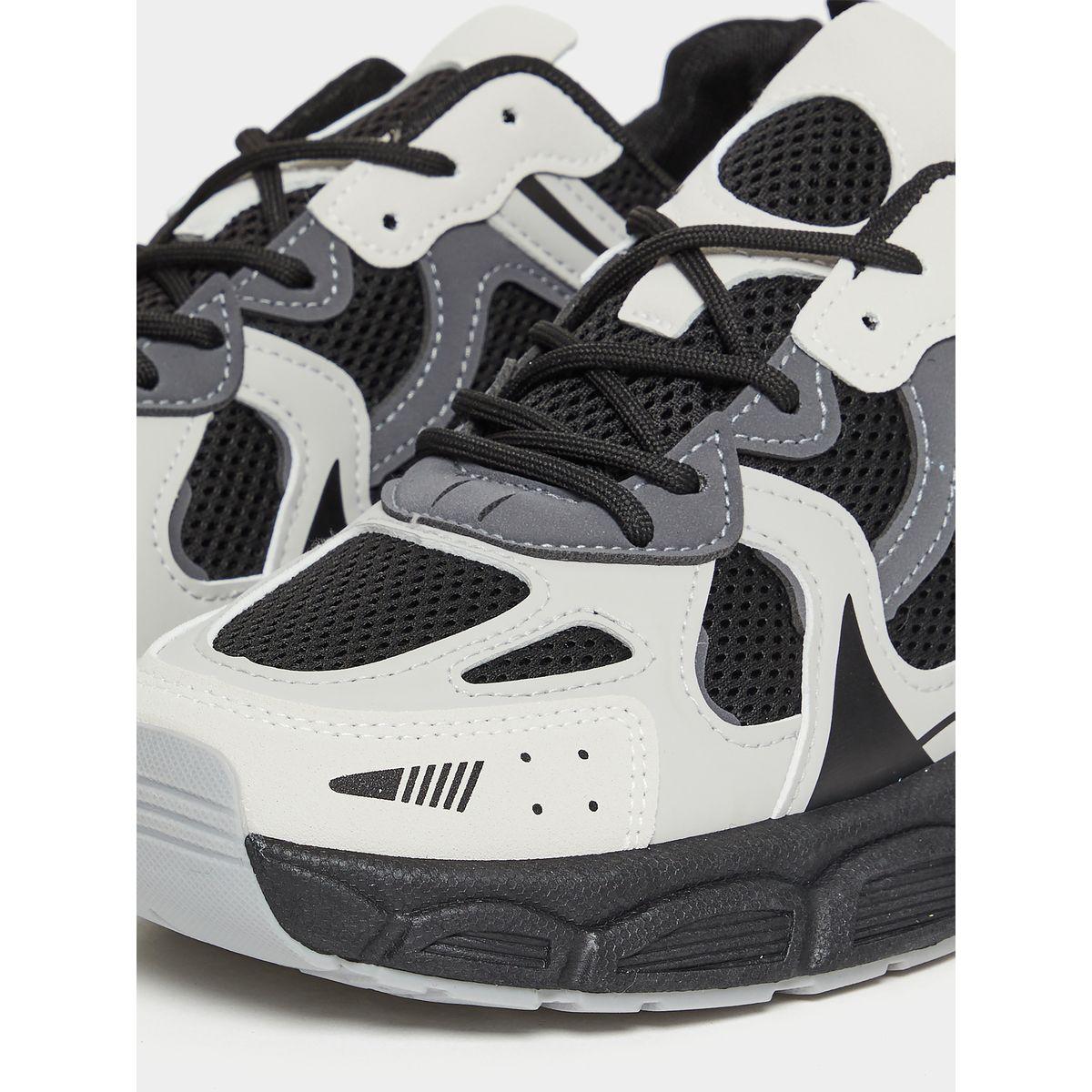 حذاء سنيكرز بتفاصيل مدروزة-men-shoes-sneakers-image-5