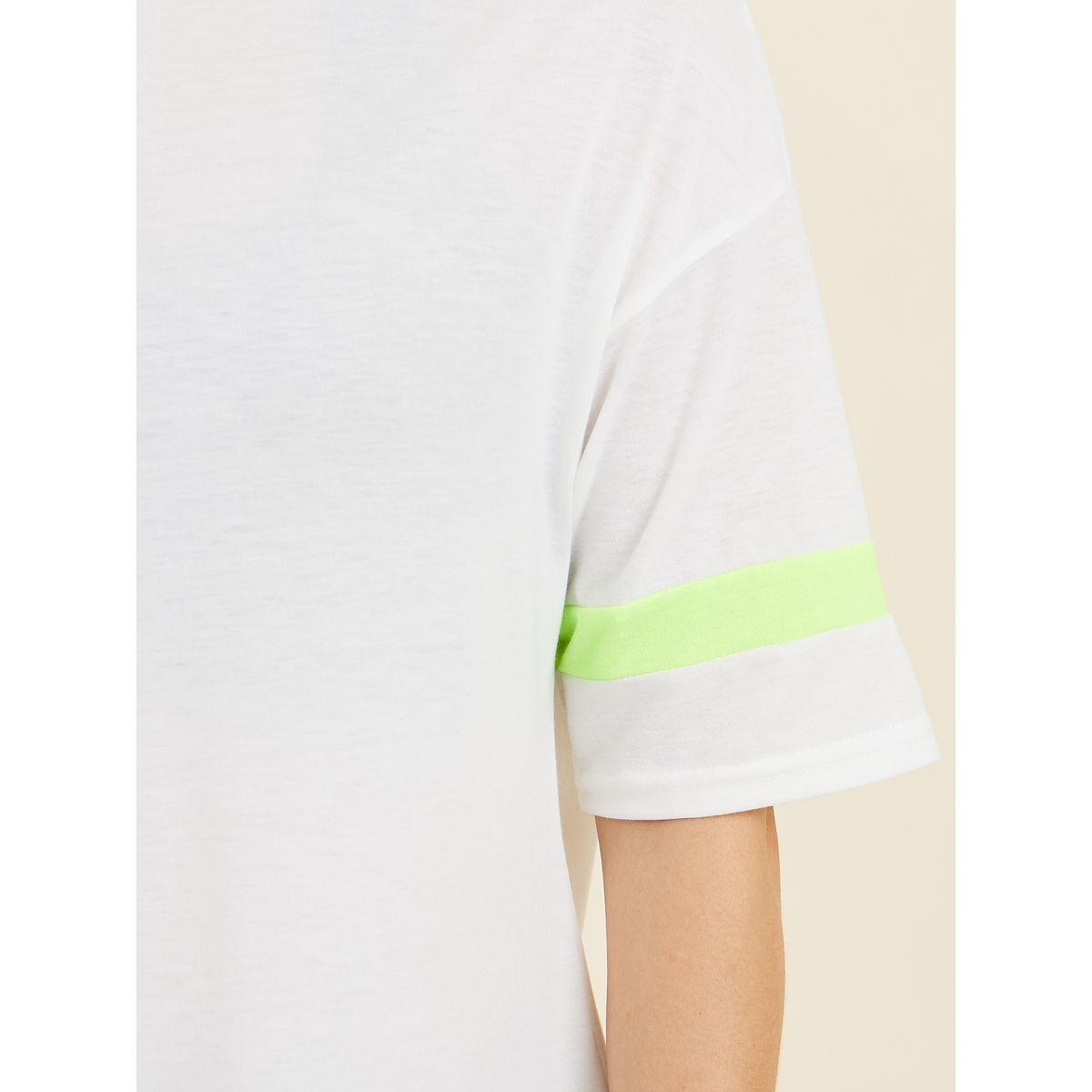 بلوزة رياضية بقصة واسعة-sports-women-clothing-tshirtsandvests-image-4