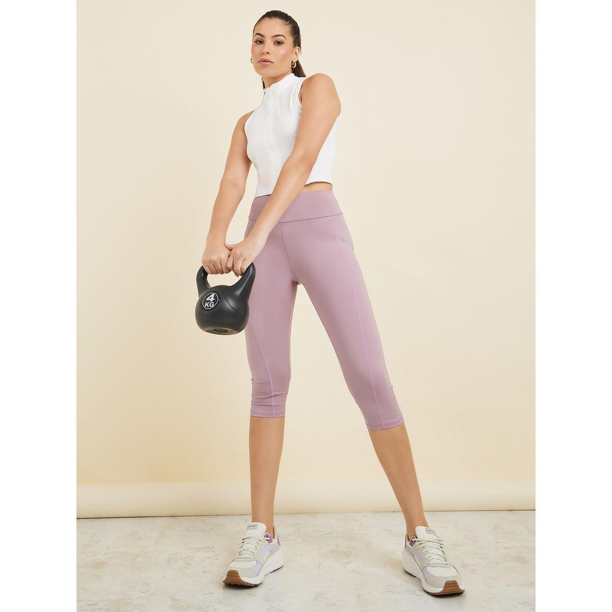 Styli Active Narrow Waistband Reflective Side & Calf Capri-women-clothing-sportswearandactivewear-bottoms-image-2