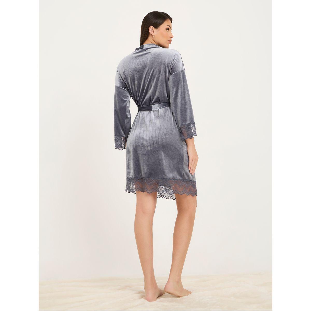 Styli Unwind Velvet Lace Edge Pocket Robe-women-clothing-nightwear-robes-image-4