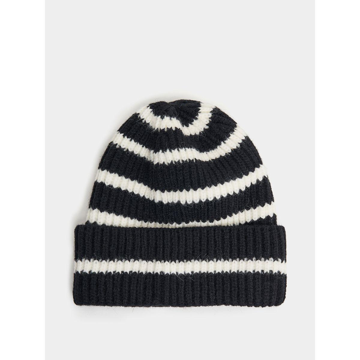 بينيه عصري-women-clothingaccessories-capsandhats-image-2
