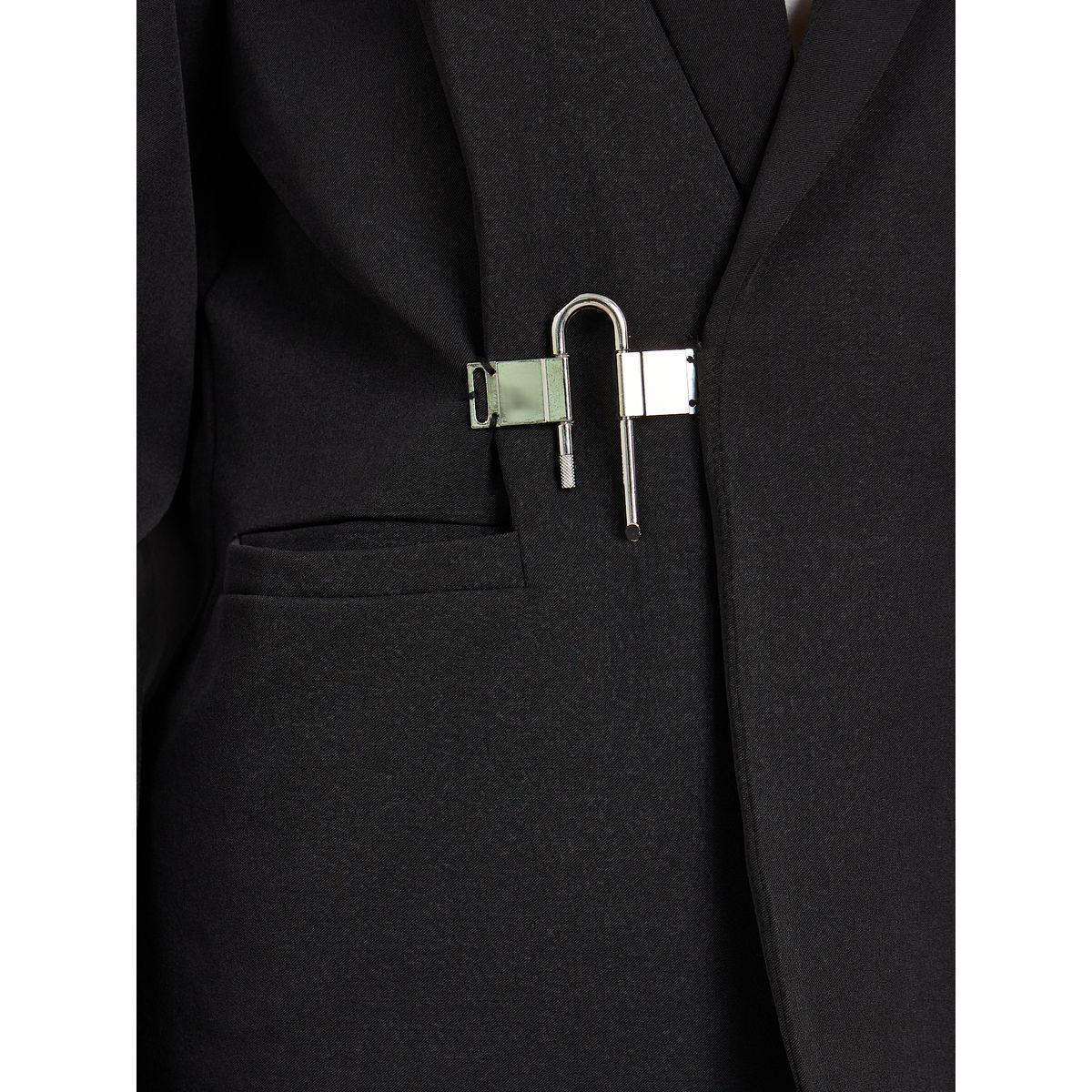 Styli Solid Notch Lapel Blazer with Hook Closure-women-clothing-coatsandjackets-blazers-image-3