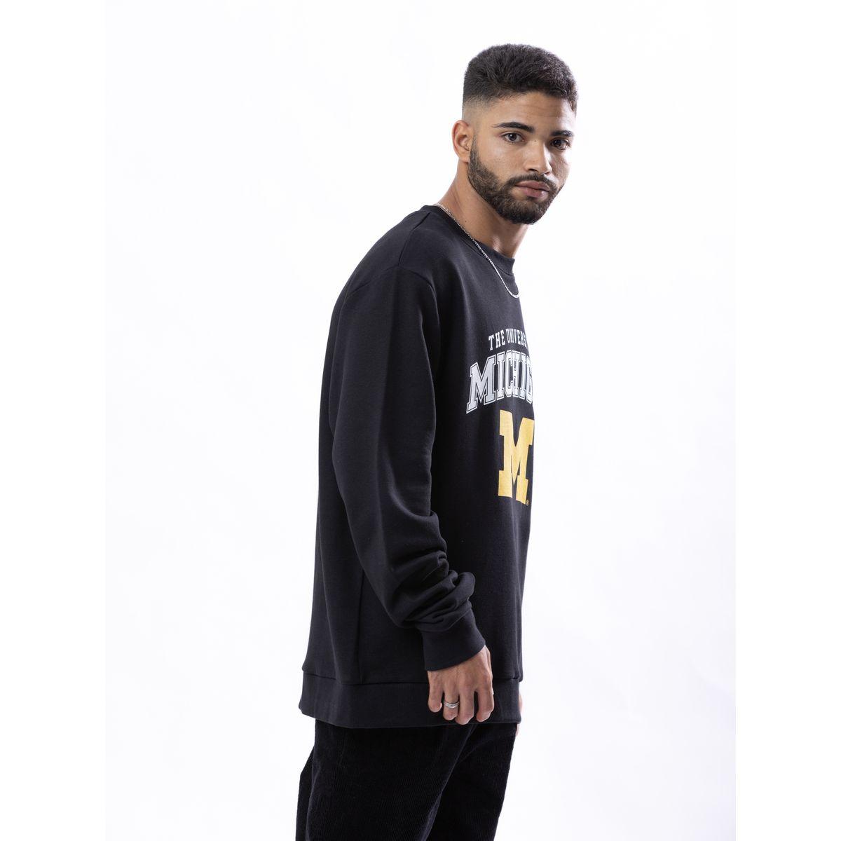 سويت شيرت بطبعة ميتشيجان أوربان هُول × ستايلي-men-winterwear-hoodiesandsweatshirts-image-2