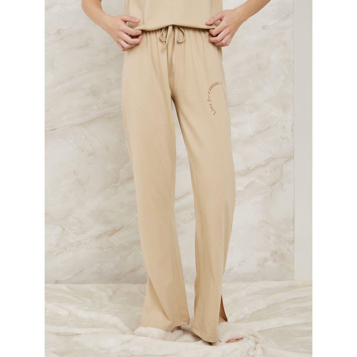 طقم بيجاما من ( تيشيرت + بنطال )-women-clothing-nightwear-pyjamas-longsets-image-4