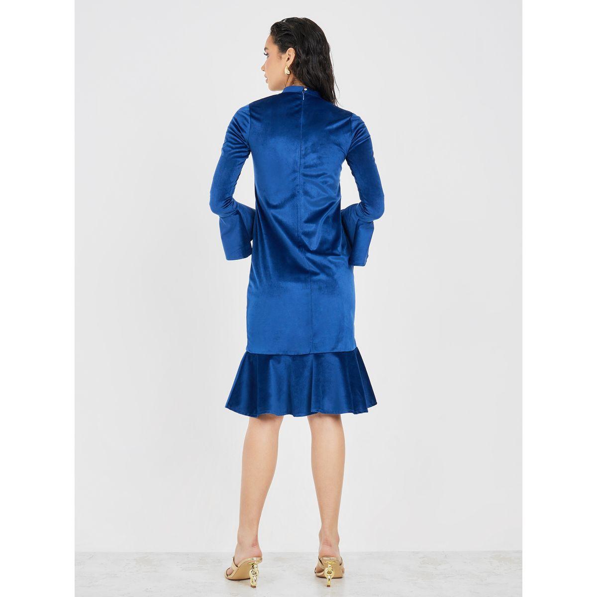 Styli Velvet Bell Sleeve Bodycon Knee Length Dress-women-clothing-dresses-image-4