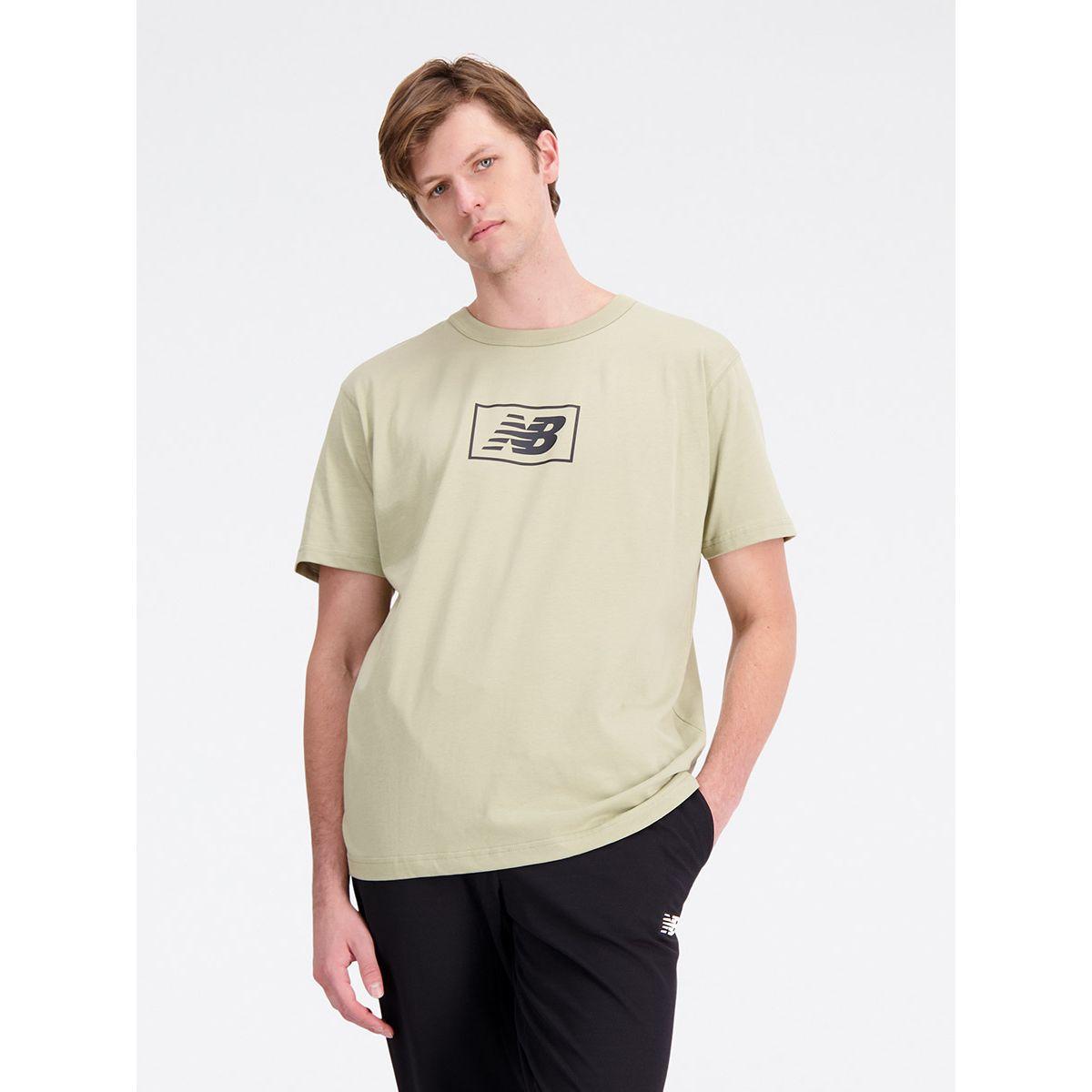 New Balance Essential Logo Print Regular Fit T-Shirt-men-clothing-tshirtsandpolos-tshirts-image-1