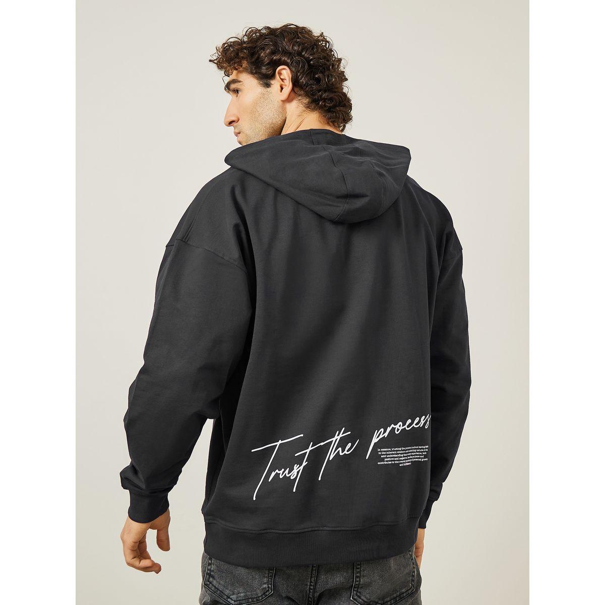 هودي واسع مطبع بكتابة-men-winterwear-hoodiesandsweatshirts-image-5