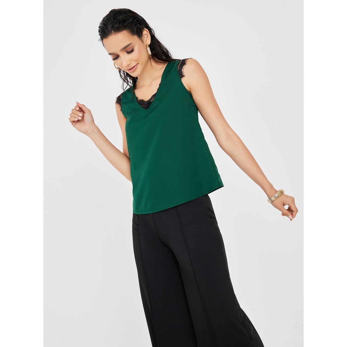 بلوزة بحمالات وتفاصيل دانتيل-women-clothing-tshirts-image-2