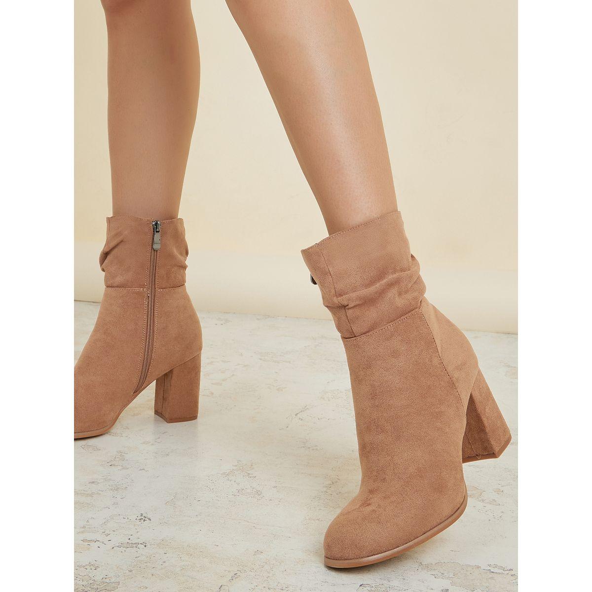 حذاء بوت بحافة بطول الكاحل-women-shoes-boots-image-1