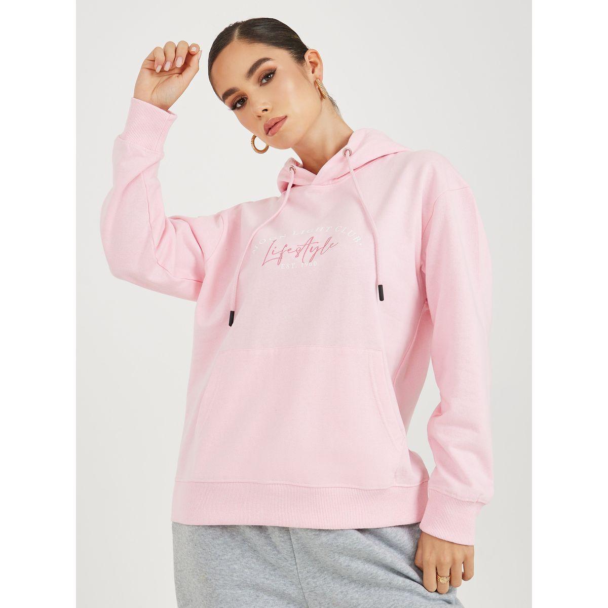 هودي بتفاصيل كتابة مُطرّزة-women-winterwear-hoodiesandsweatshirts-hoodies-image-3