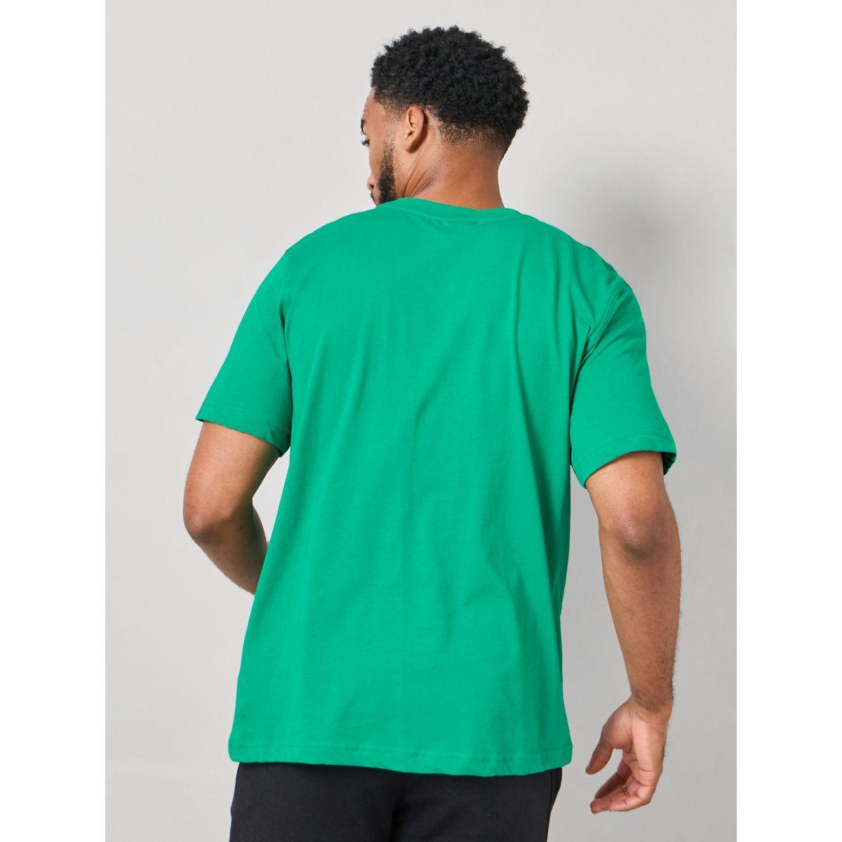 Umbro Historic Logo Graphic Crew Neck T-Shirt-men-clothing-tshirtsandpolos-tshirts-image-4