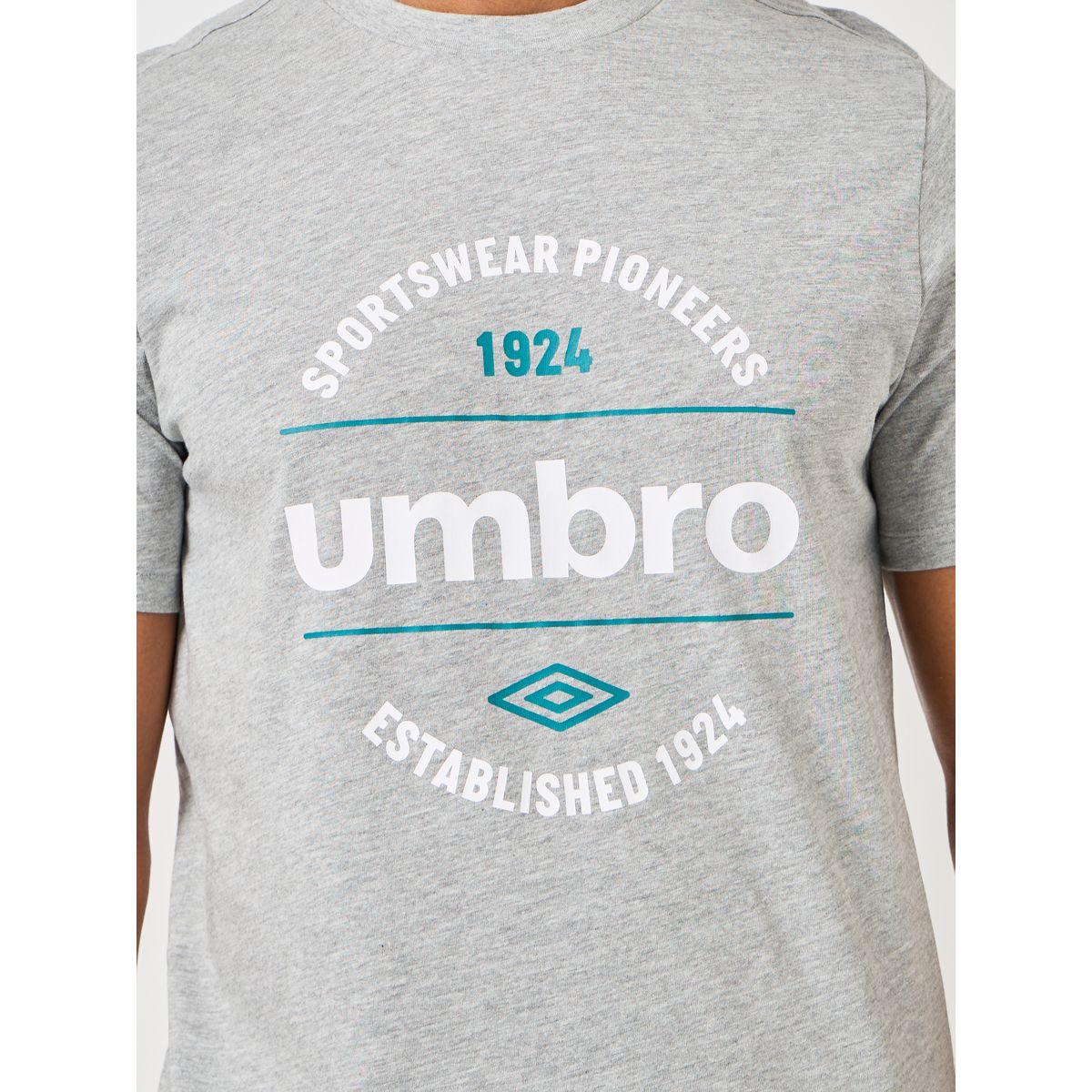 Umbro Circular Logo Graphic Short Sleeve T-Shirt-men-clothing-tshirtsandpolos-tshirts-image-3