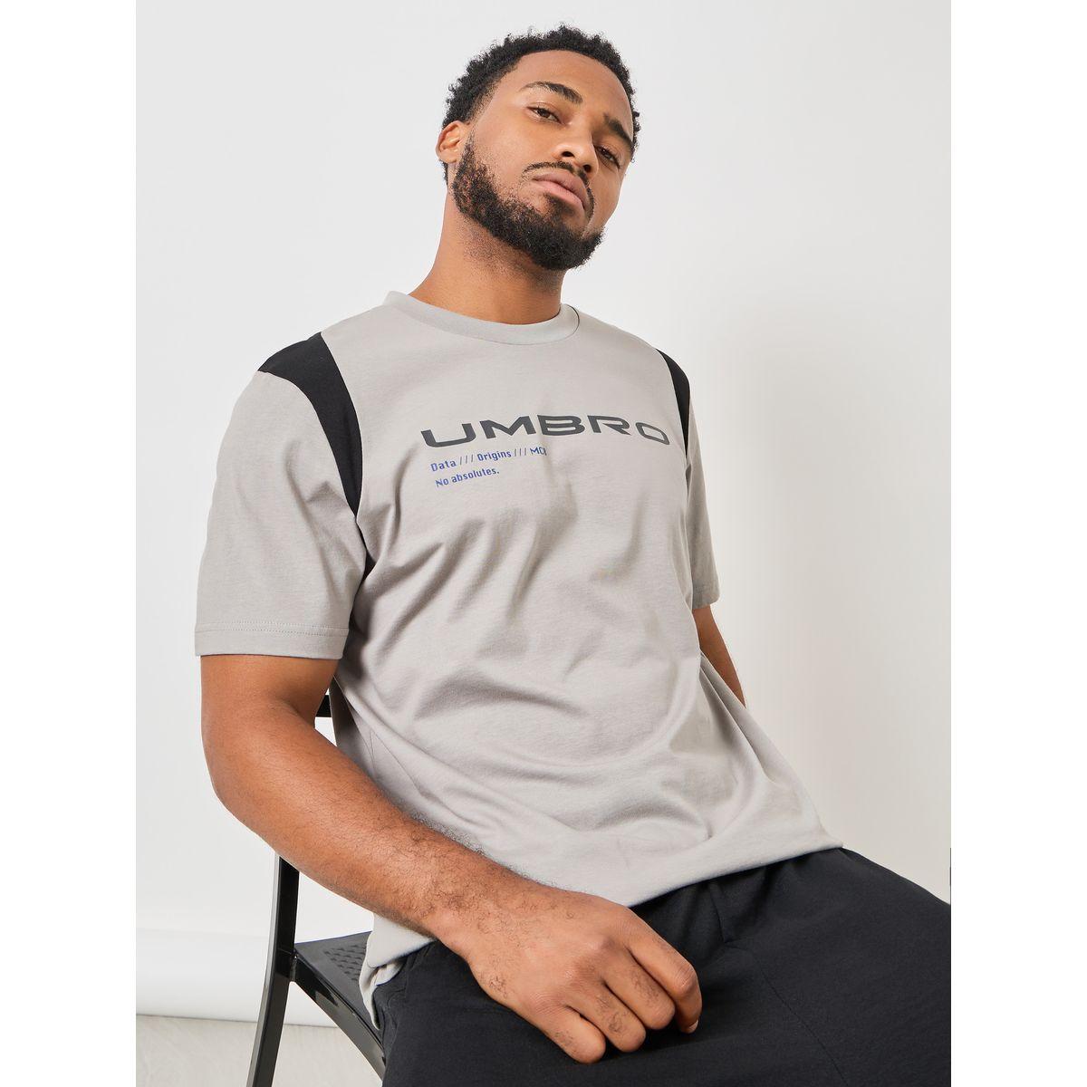Umbro Utility Panelled Logo Print T-Shirt-men-clothing-tshirtsandpolos-tshirts-image-1