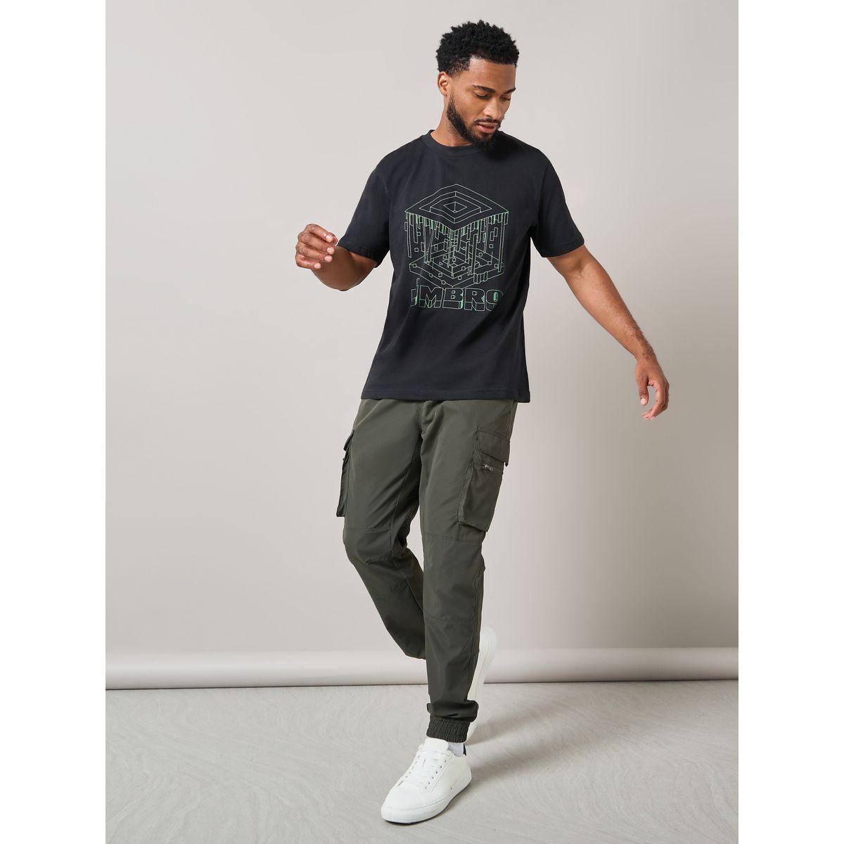 Umbro Download Logo Graphic Crew Neck T-Shirt-men-clothing-tshirtsandpolos-tshirts-image-1