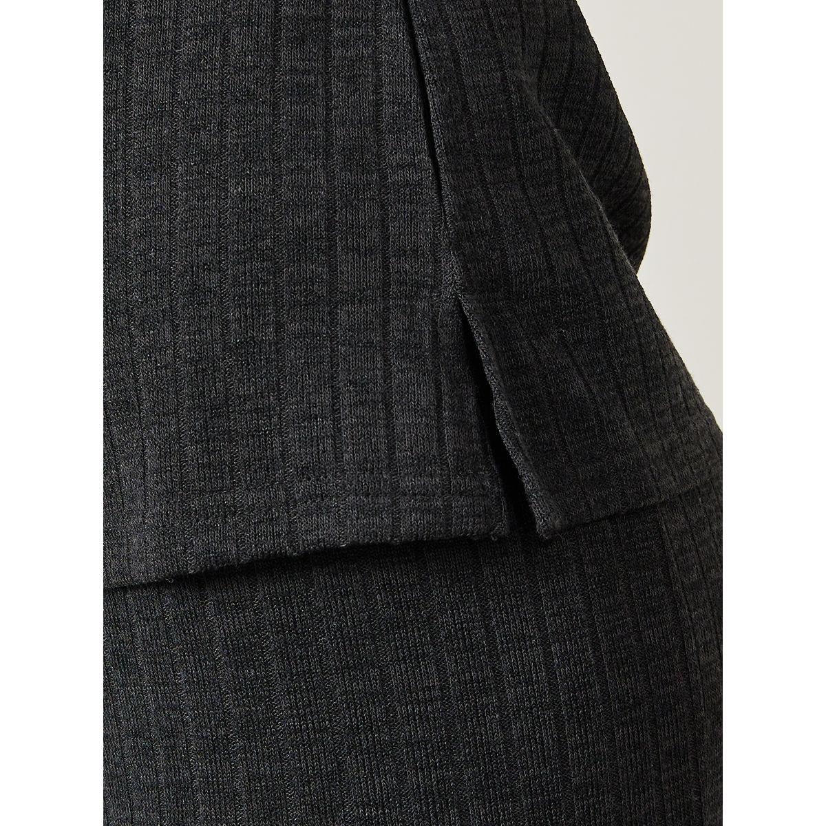 Styli Solid Knit Top & Mermaid Hem Skirt Co-Ords-women-clothing-coordsets-image-4