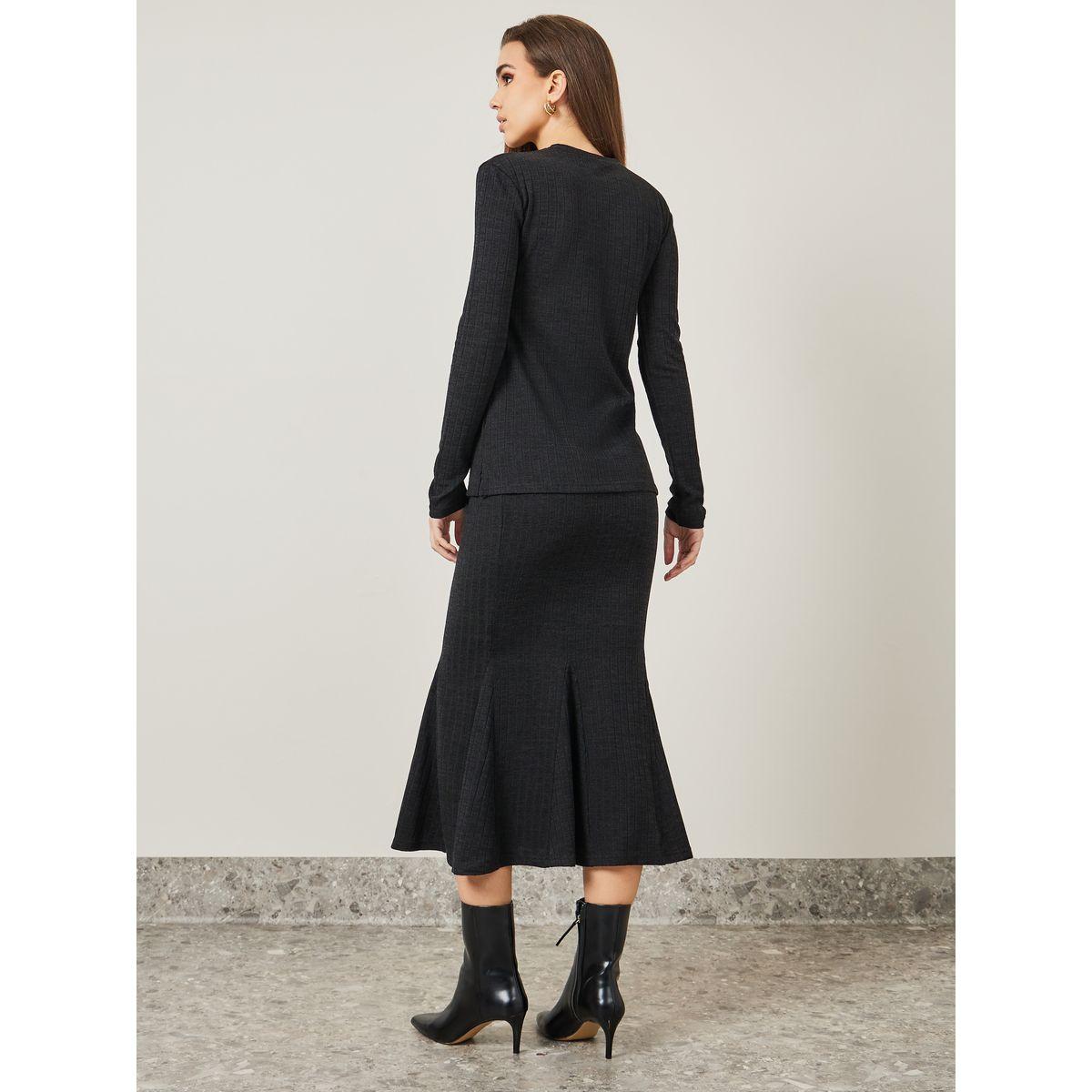 Styli Solid Knit Top & Mermaid Hem Skirt Co-Ords-women-clothing-coordsets-image-6