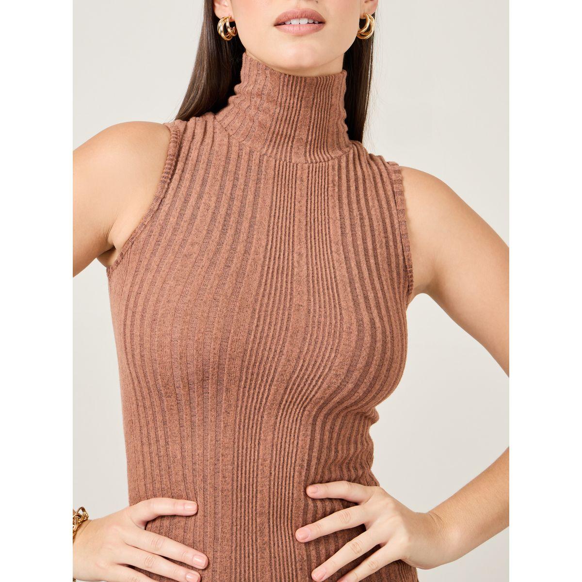 فستان طويل مضلع بشق جانبي-women-clothing-dresses-image-3