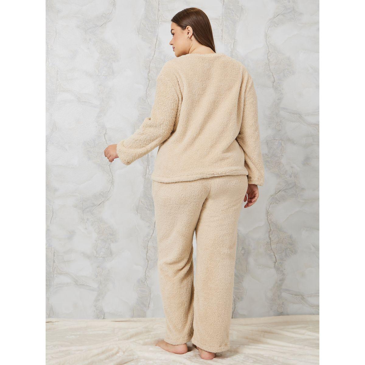Styli Unwind Plus Plush Fleece Bear Embroidered Top & Pyjama Set-women-clothing-nightwear-pyjamas-longsets-image-6
