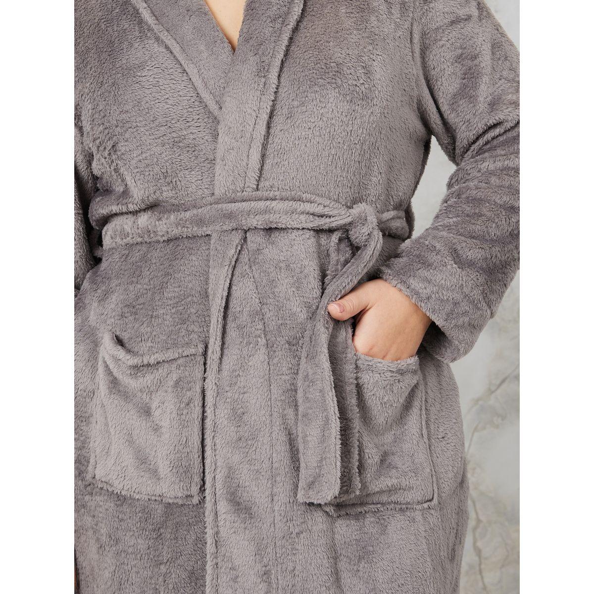 Styli Unwind Plus Smooth Fleece Shawl Collar Pocket Robe-women-clothing-nightwear-robes-image-3