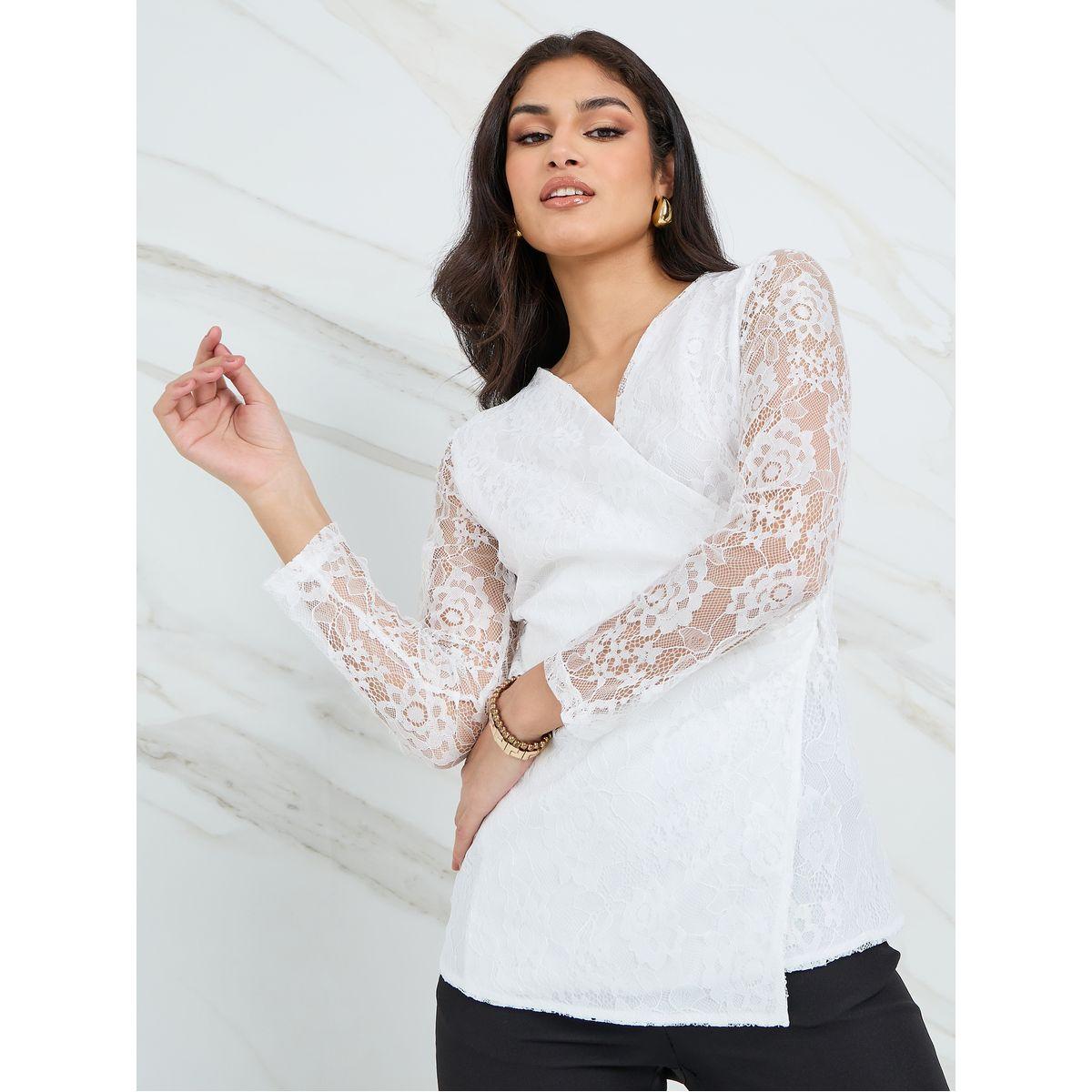 بلوزة بنمط لف بتفاصيل دانتيل-women-clothing-shirtsandblouses-blouses-image-1