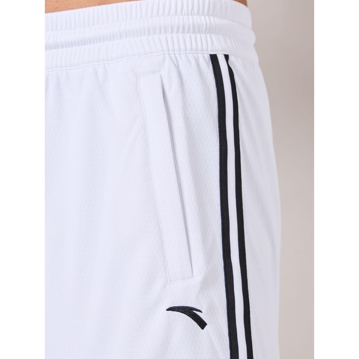 شورت محبوك بتداخلات جانبية-men-clothing-bottoms-shorts-image-3