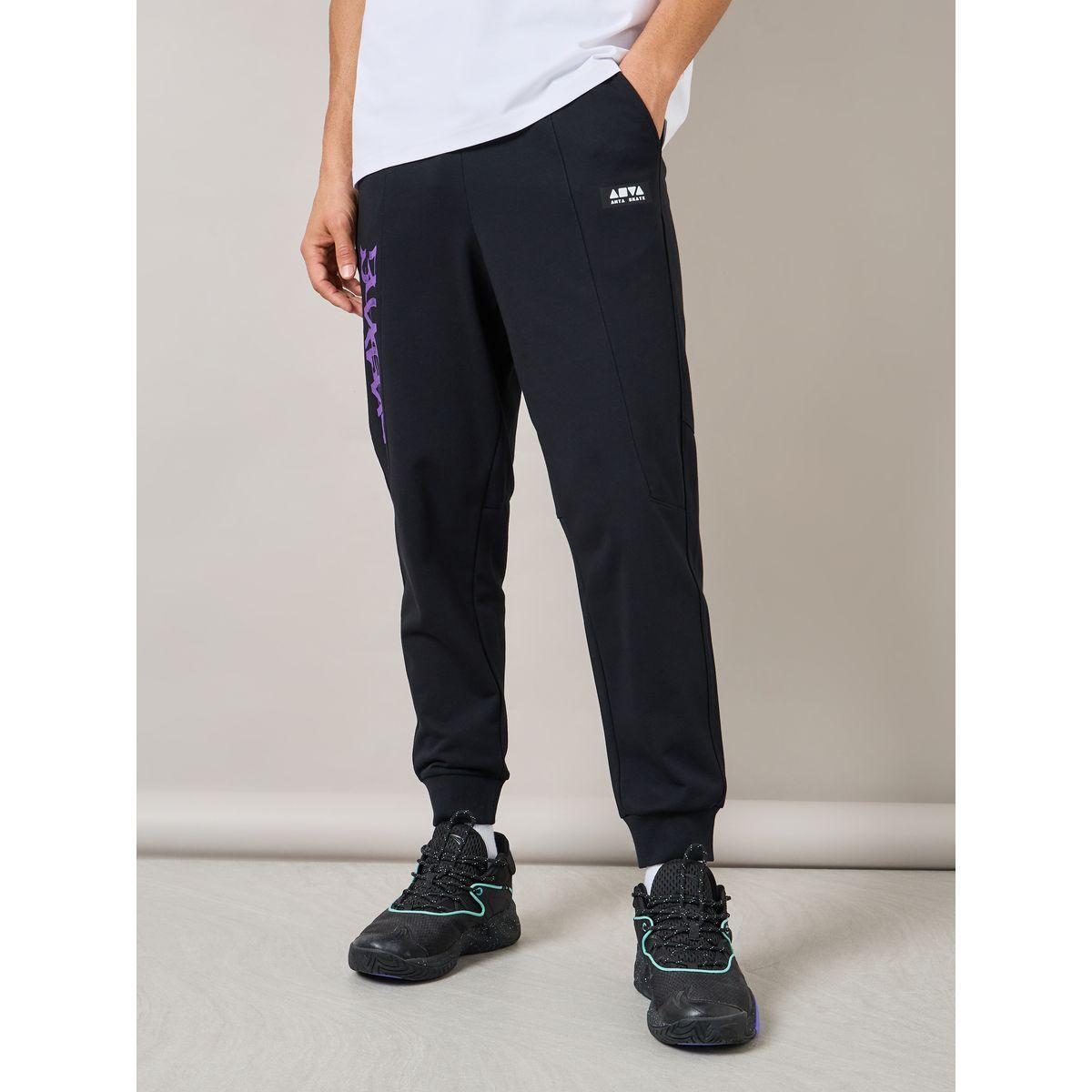 جوغر محبوك مطبع بطبعة جرافيك-men-clothing-bottoms-joggers-image-1