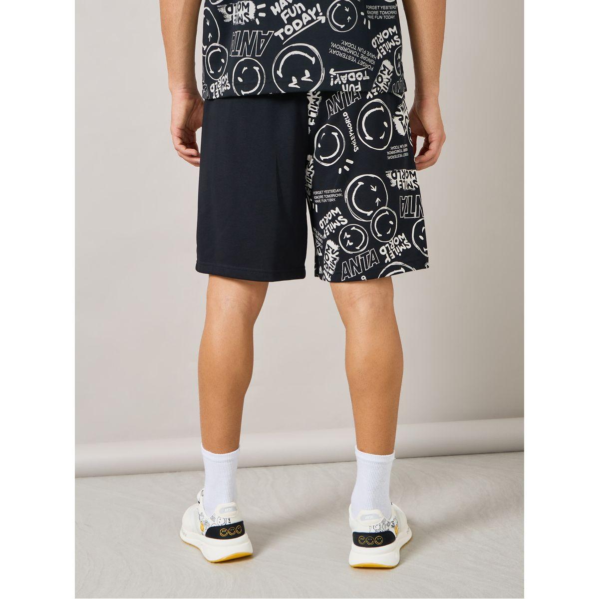 شورت محبوك بقصة مريحة-men-clothing-bottoms-shorts-image-5