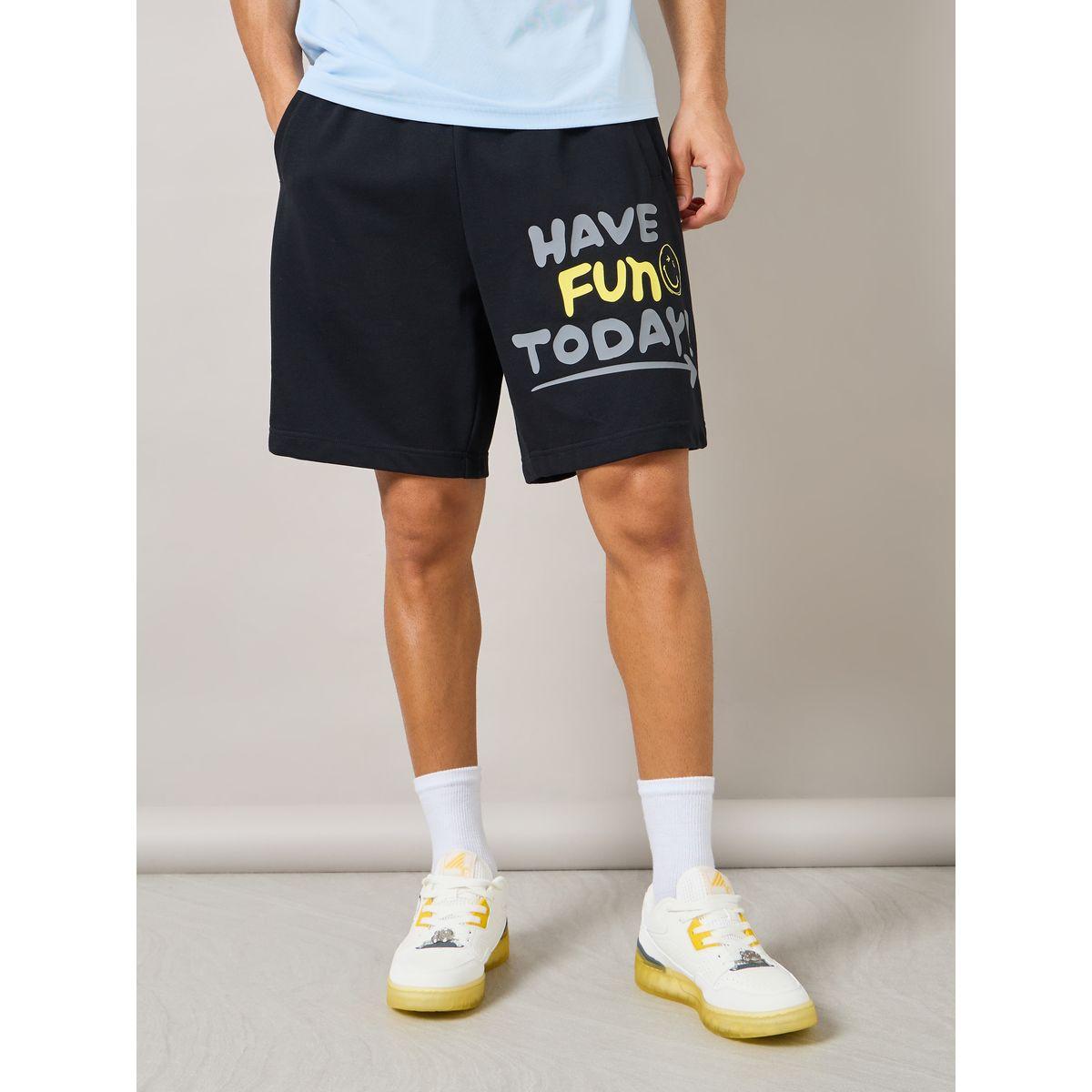 شورت محبوك بطبعة ايموجي-men-clothing-bottoms-shorts-image-1