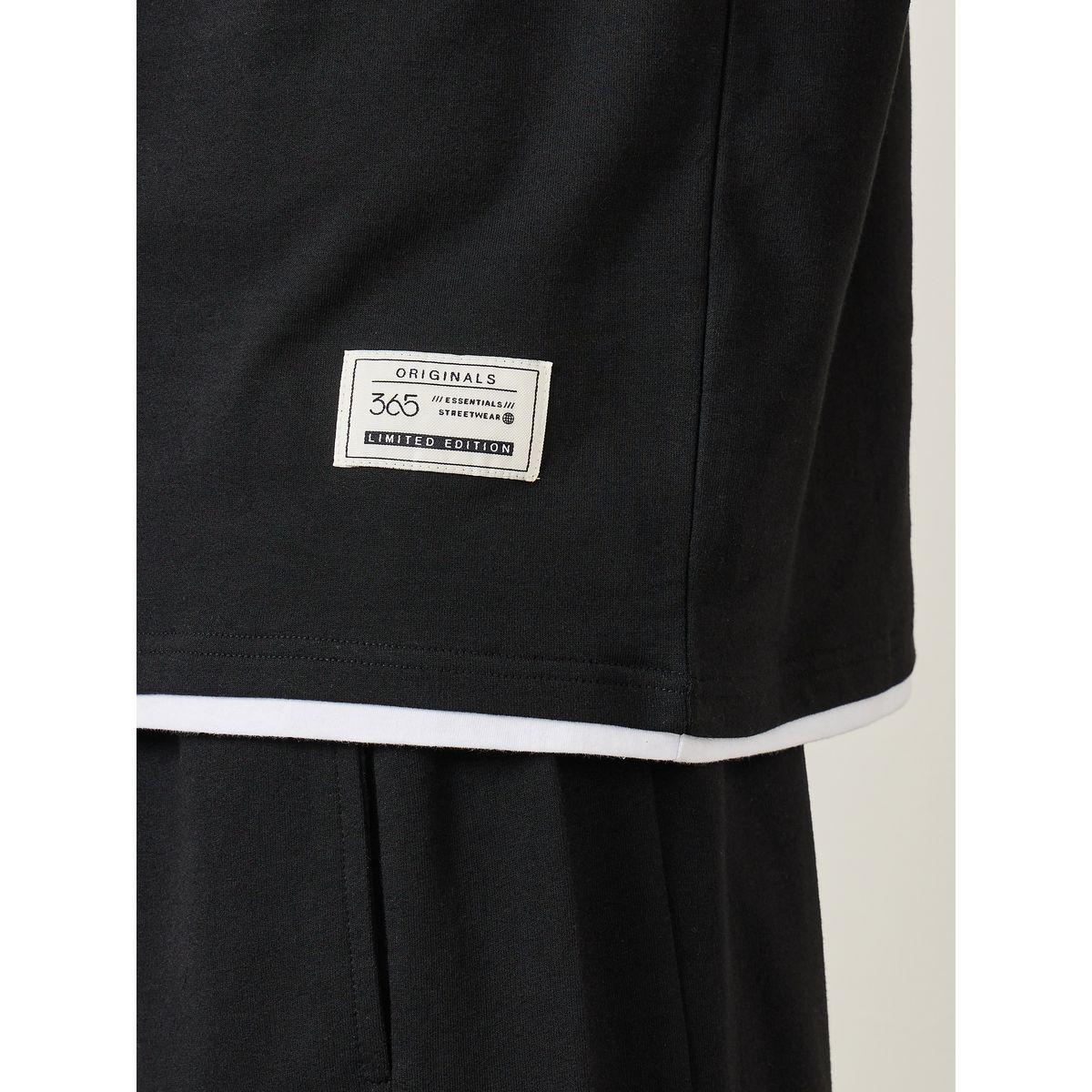 Styli Oversized Contrast Trim Terry T-Shirt & Shorts Co-Ords-men-clothing-coordsets-image-3