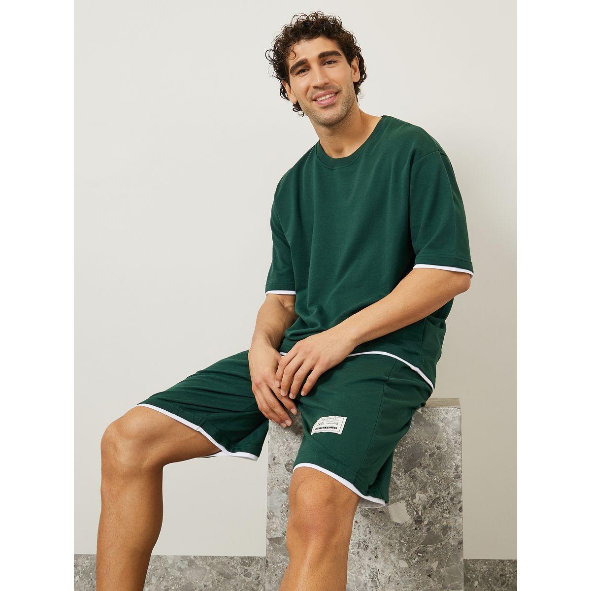 طقم منسق من ( شورت + تيشيرت )-men-clothing-coordsets-image-1