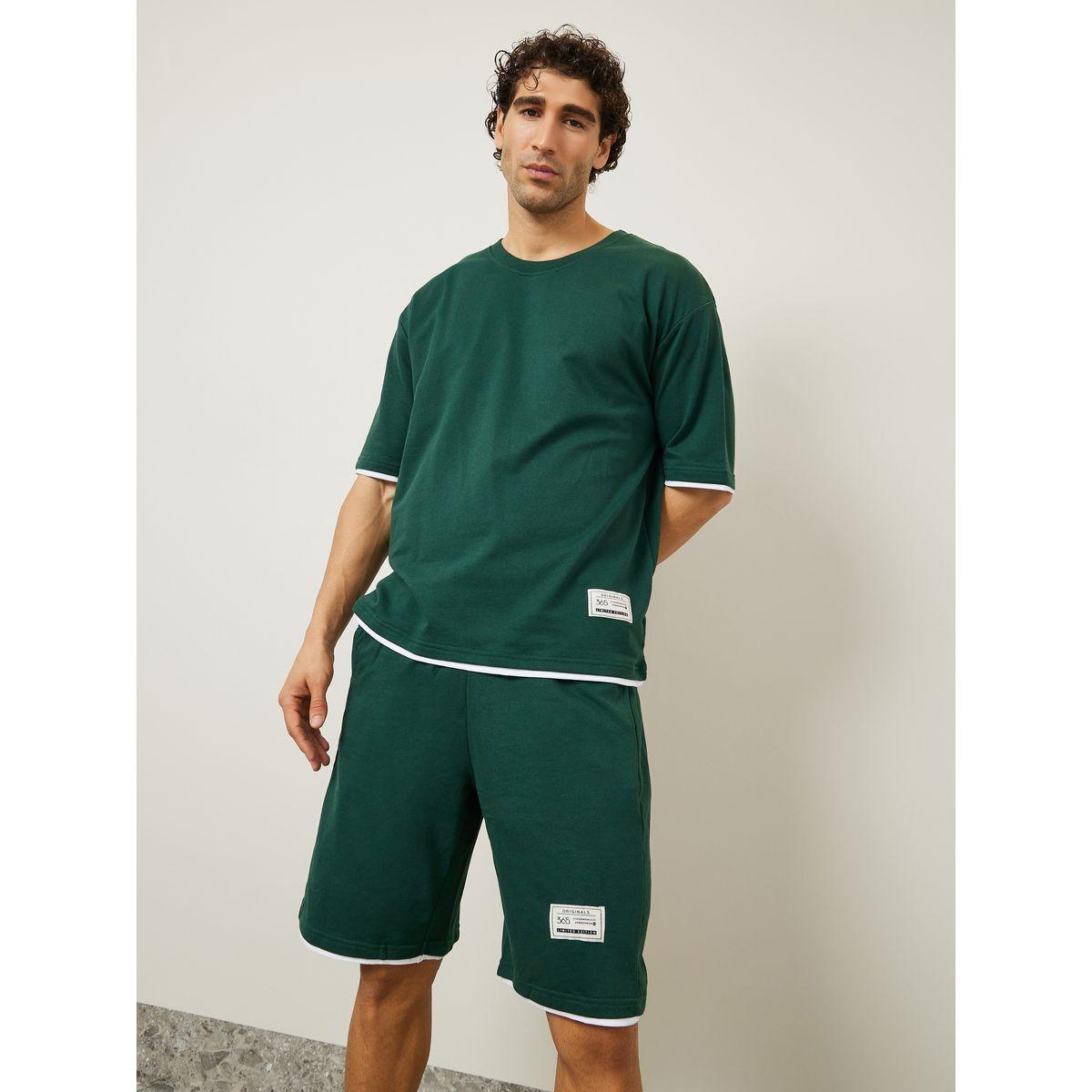 طقم منسق من ( شورت + تيشيرت )-men-clothing-coordsets-image-3