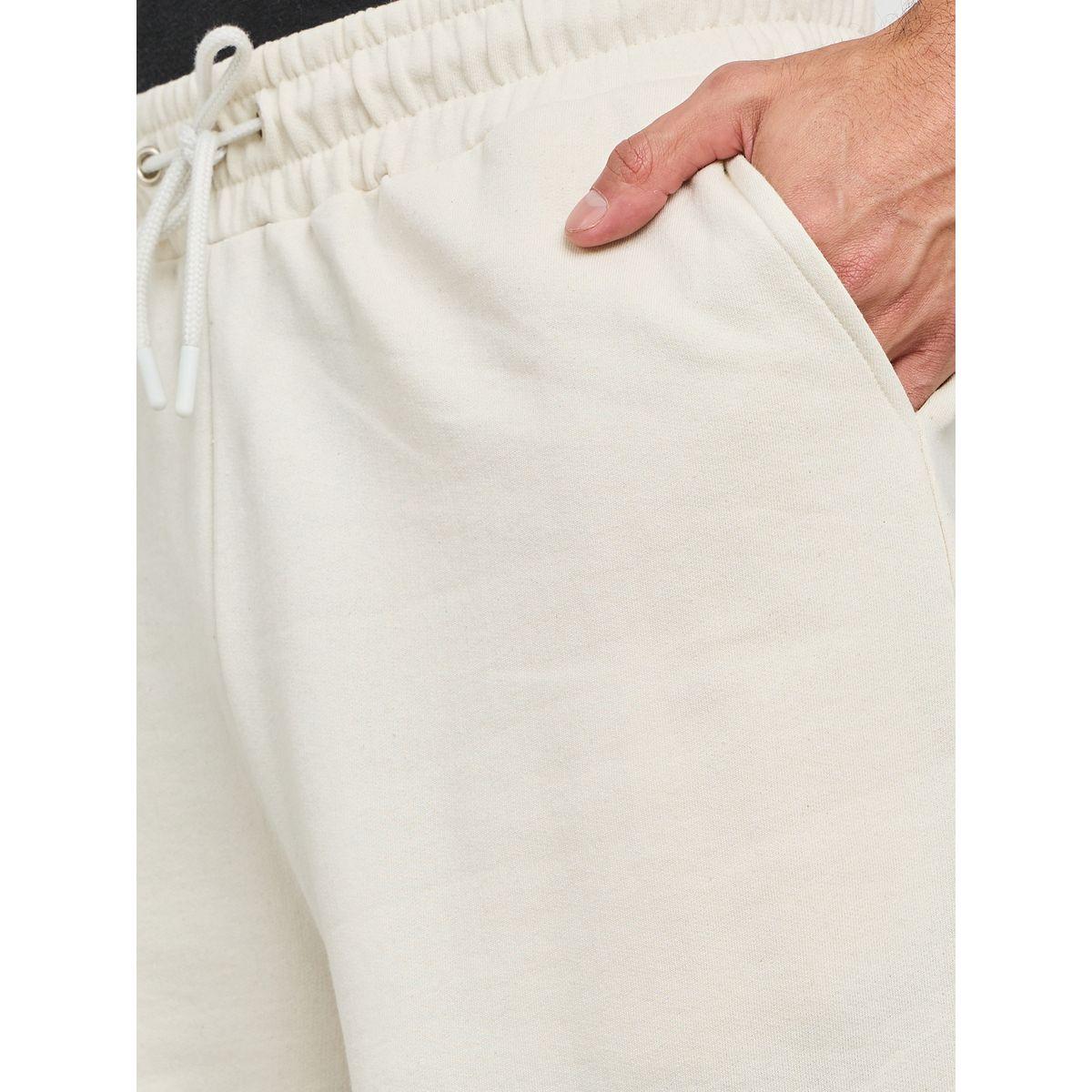شورت فليس واسع بطبعة بيزلي-men-clothing-bottoms-shorts-image-4