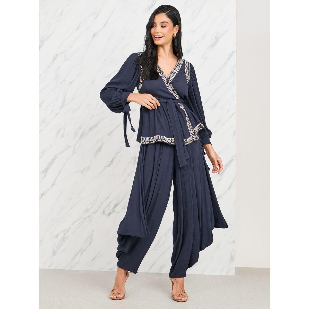 مجموعة من بنطال مع بلوزة بيبلوم بأربطة-women-clothing-coordsets-image-1