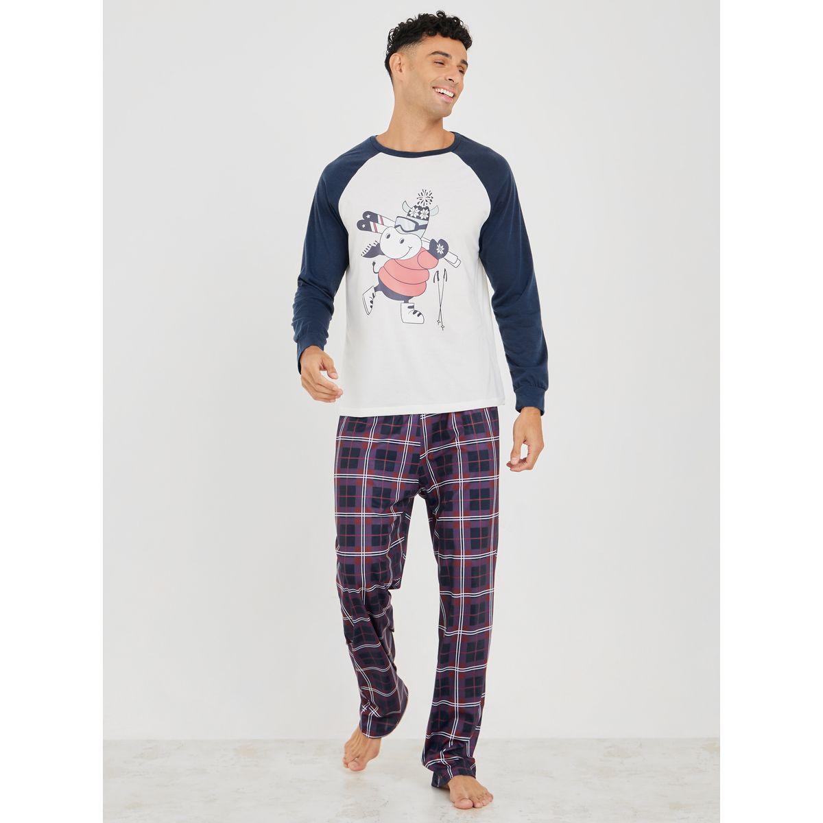 Styli Unwind Raglan Sleeve Graphic T-Shirt & Checkered Pyjama Set-men-clothing-nightwear-sets-image-1