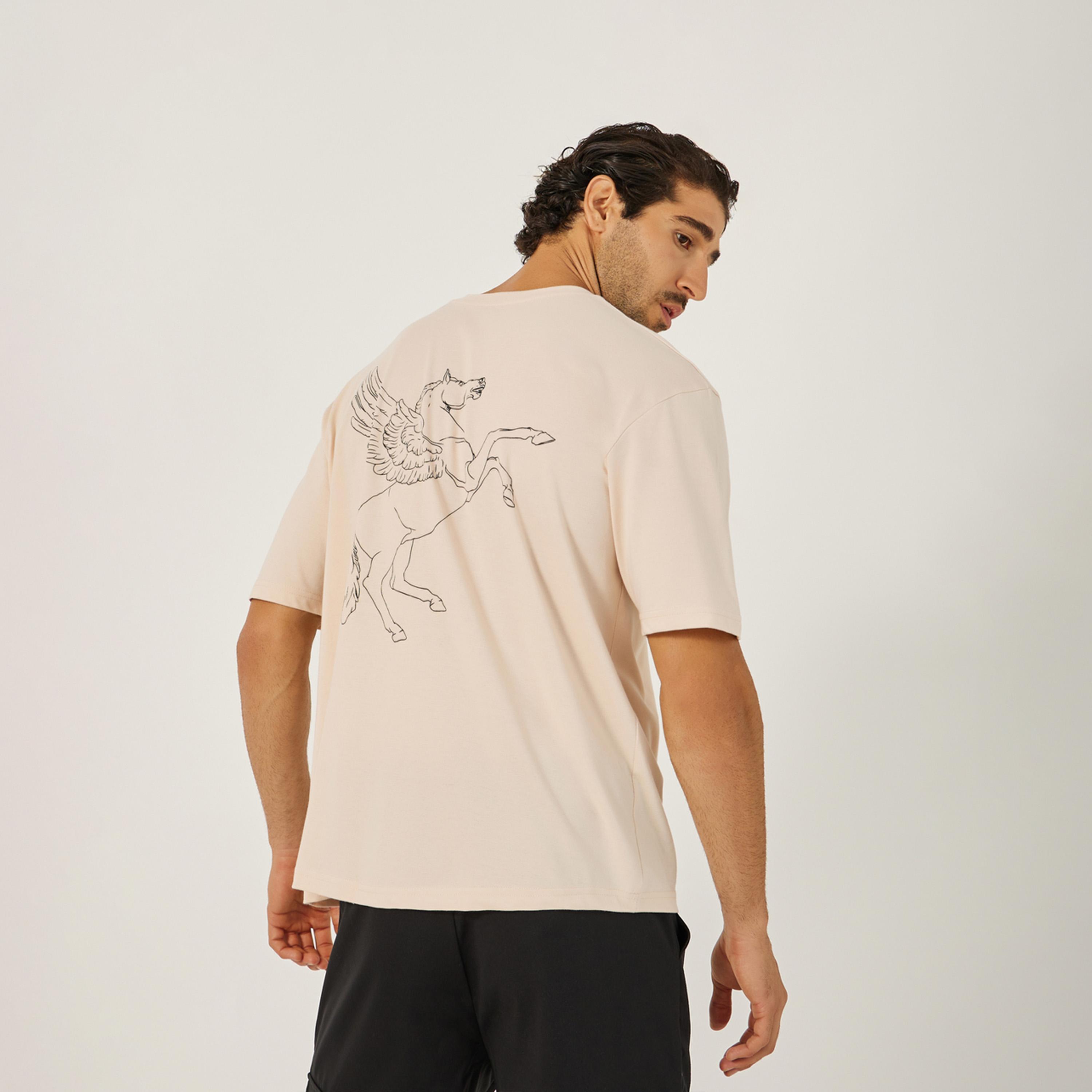 ستايلي - تي شيرت بقصّة عادية ورقبة دائرية وطبعة جرافيكية-men-clothing-tshirtsandpolos-tshirts-image-1