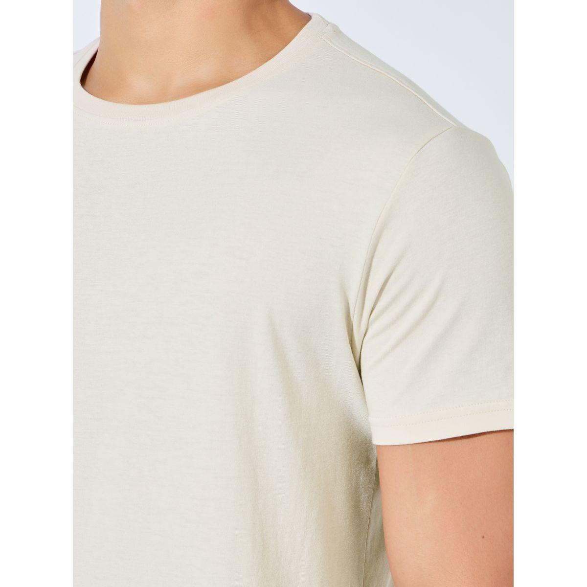 Styli Solid Regular Fit Cotton Rich T-Shirt-men-clothing-tshirtsandpolos-tshirts-image-4