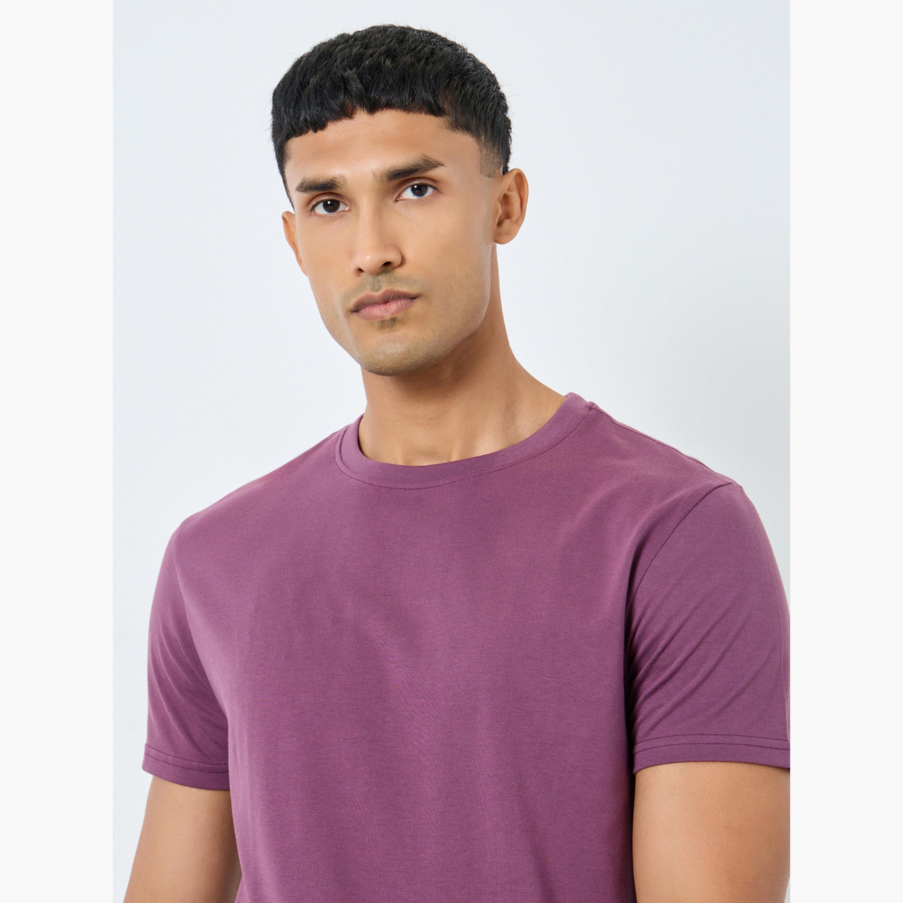 Styli Men Solid Regular Fit Cotton Rich T-Shirt-men-clothing-tshirtsandpolos-tshirts-image-3
