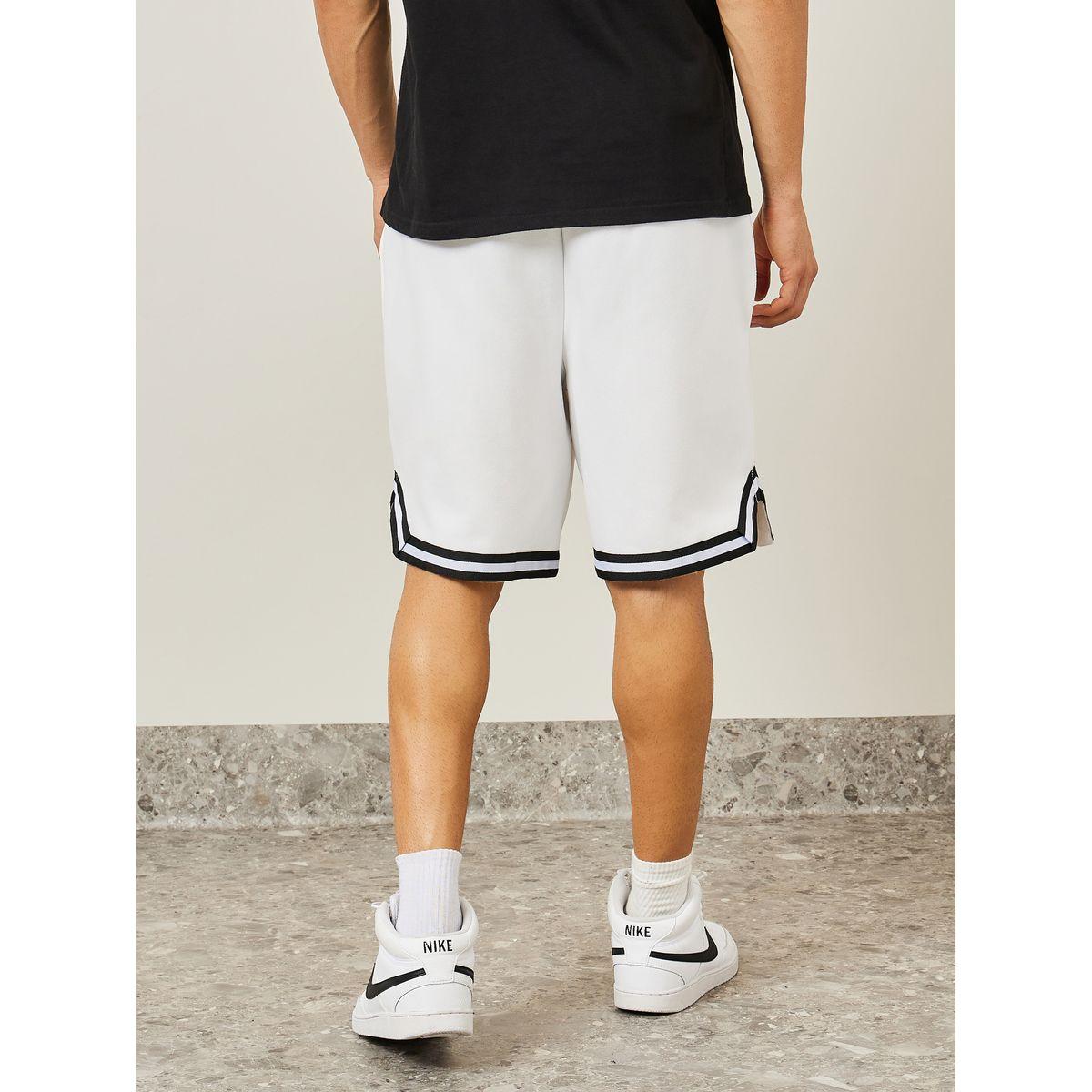 شورت واسع بحواف مخططة-men-clothing-bottoms-shorts-image-4