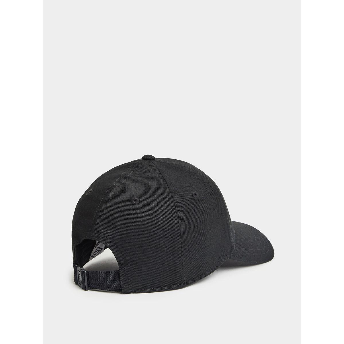 Umbro Embroidered Varsity Cap-men-caps-image-3