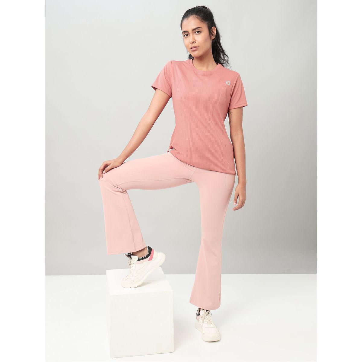 بلوزة رياضية مزينة بشعار الماركة تكنوسبورت × ستايلي-women-clothing-sportswearandactivewear-tshirtsandvests-image-5