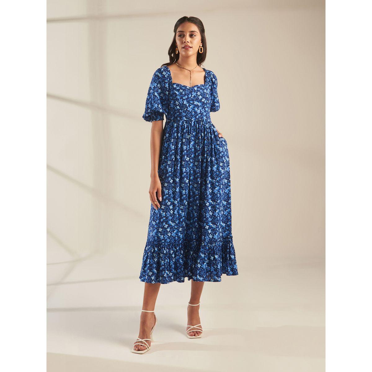 فستان طويل بياقة على شكل قلب فِميلا × ستايلي-women-clothing-dresses-image-1