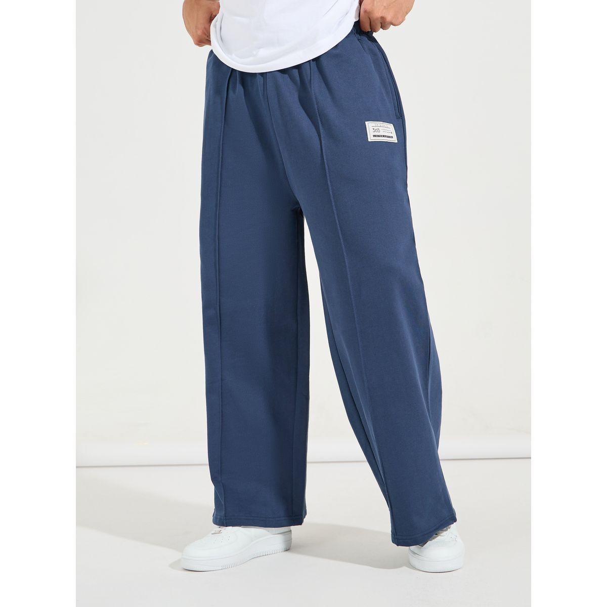 جوغر فليس بارجل واسعة مع شارة-men-clothing-bottoms-joggers-image-1