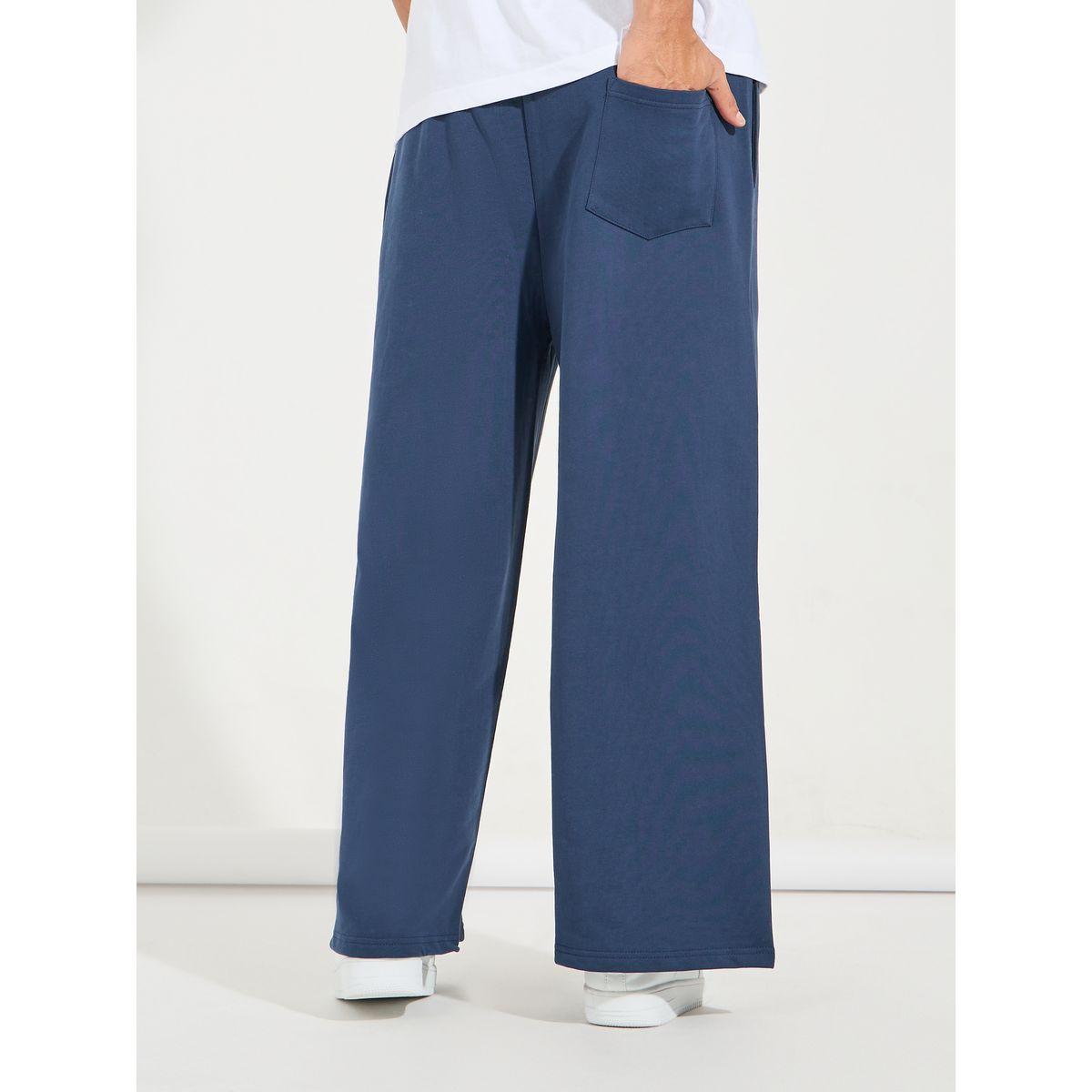 جوغر فليس بارجل واسعة مع شارة-men-clothing-bottoms-joggers-image-4
