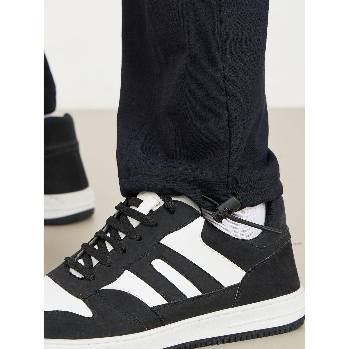 Styli Metallic Zipper Regular Cargo Jogger-men-clothing-bottoms-joggers-image-3