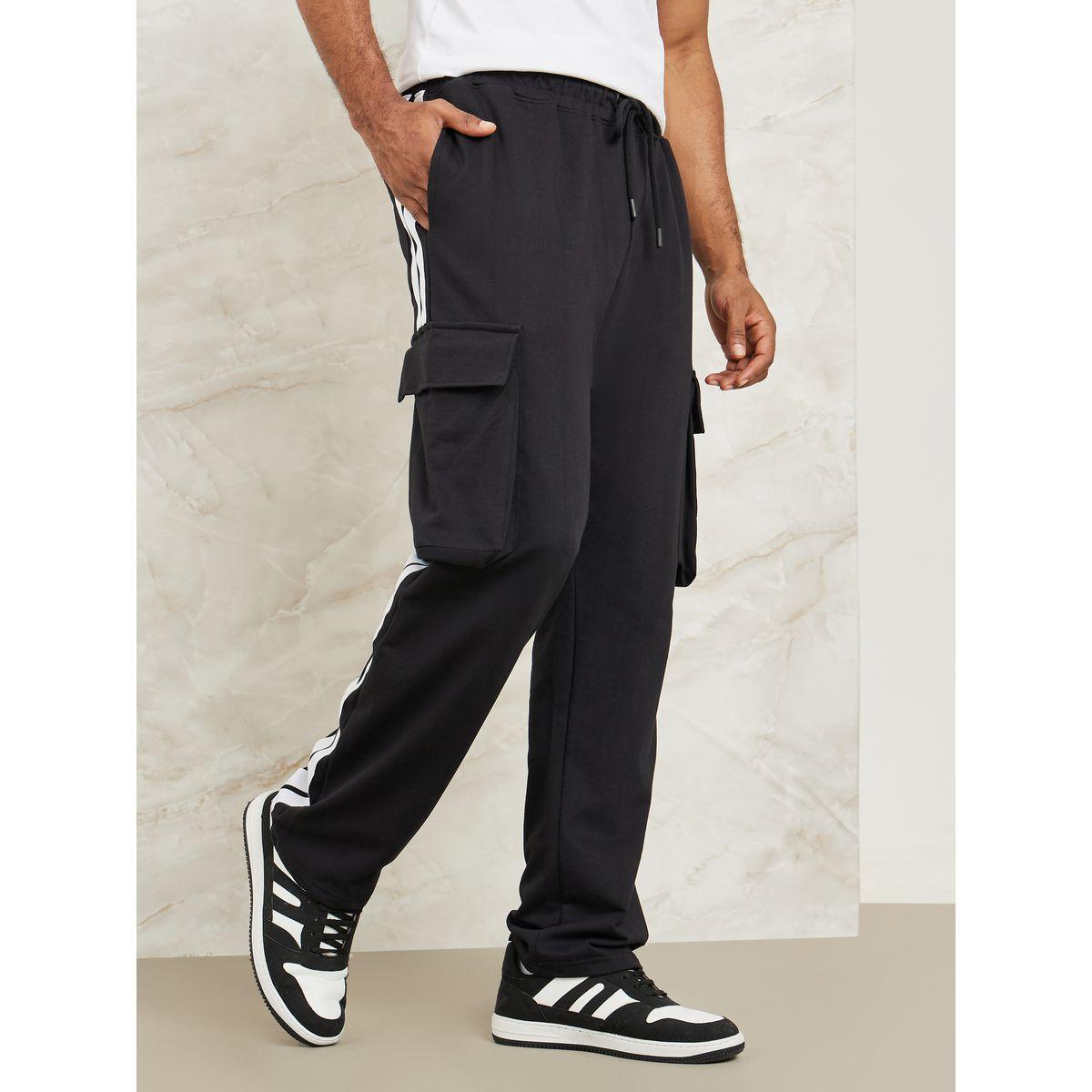 جوغر واسع مزين بشريط جانبي-men-clothing-bottoms-joggers-image-1